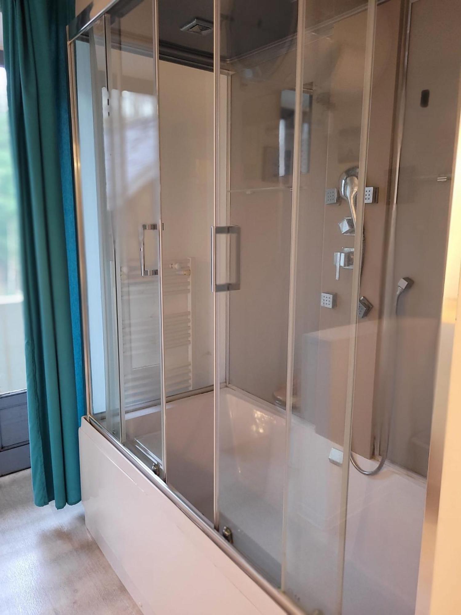 Residence Le 09 Юзерш Екстериор снимка